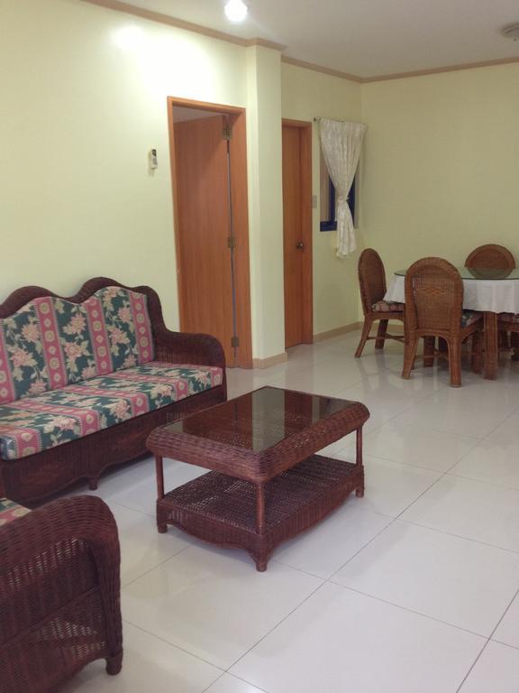 ดูมาเกวท สปริง อพาร์ตเมนต์ Apartment Dumaguete City ภายนอก รูปภาพ